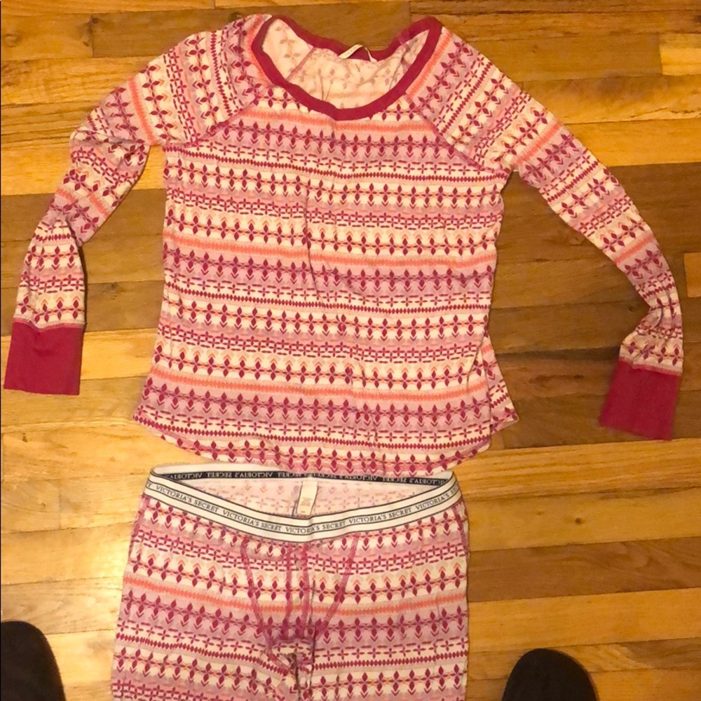 VICTORIA SECRET PAJAMAS